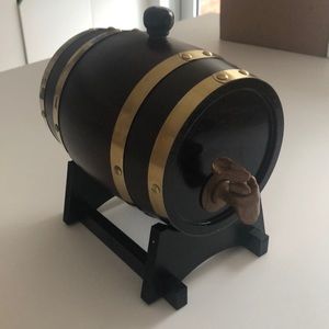 Whiskey barrel